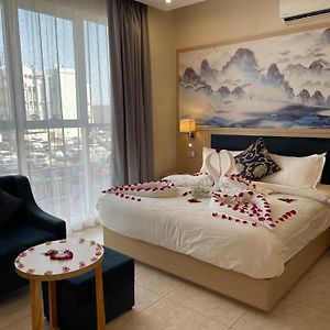 Season Inn Hotel